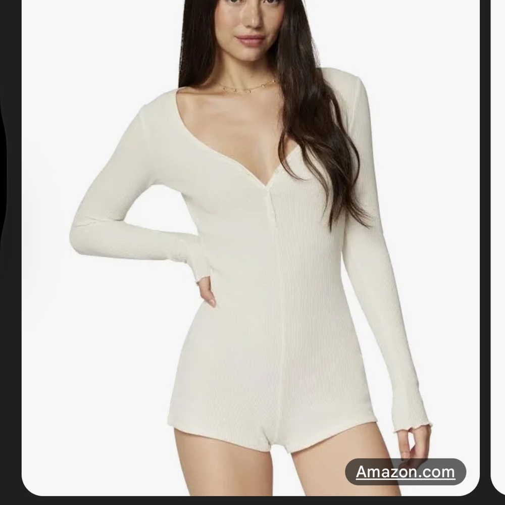 Women's White Ribbed Top - Picture 8 of 9